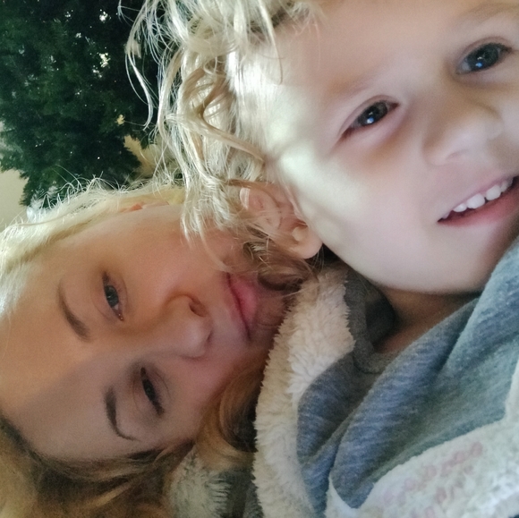 Meet your Posher, Julia - Picture 4 of 6